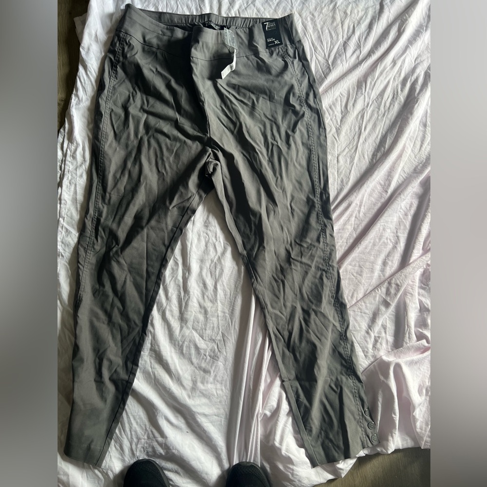 New York & Company Gray Straight Leg Pants